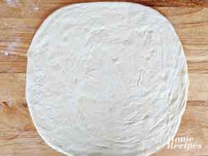 Слоеное тесто для сырного пирога